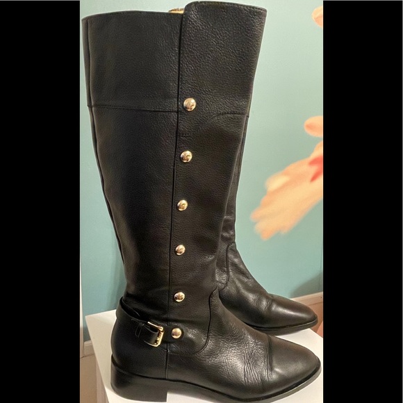 Michael Kors Shoes - Michael Kors Black boot w/gold accent in Excellent used condition. 7M